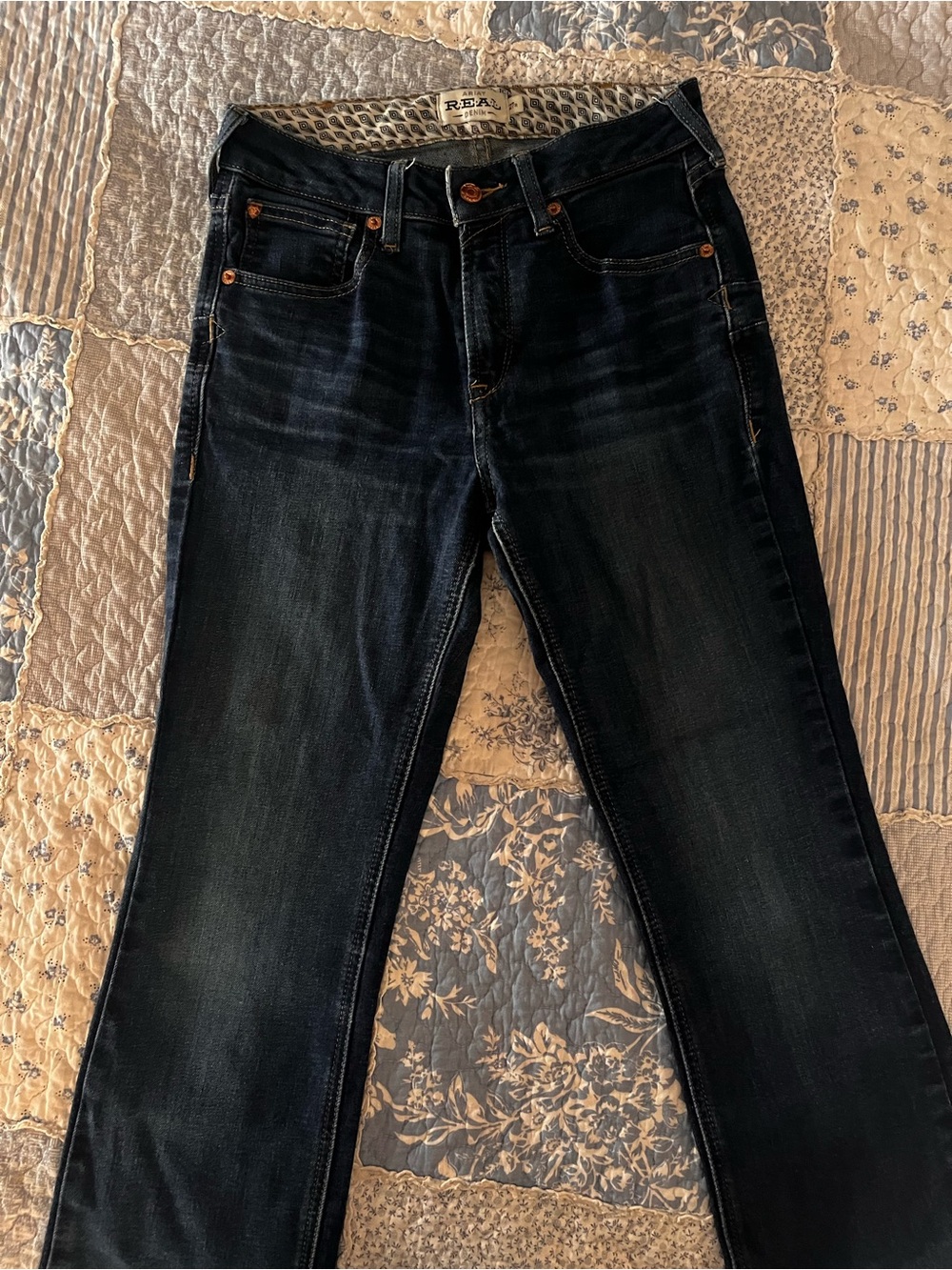 Ariat Women's Jeans in Dark wash